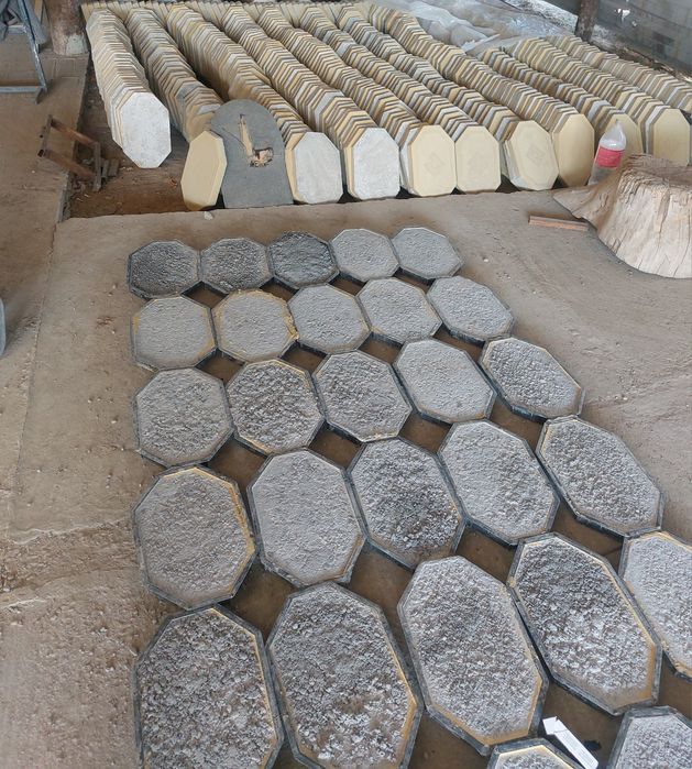 Брусчатка и бордюр