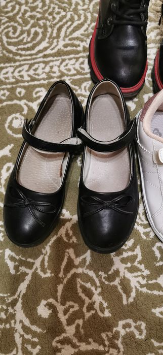 Обувь на девочку 7-8 лет