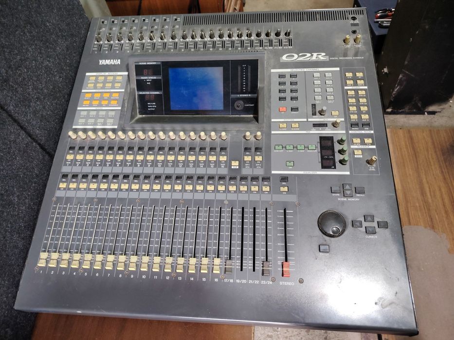Yamaha 02R digital recording consol