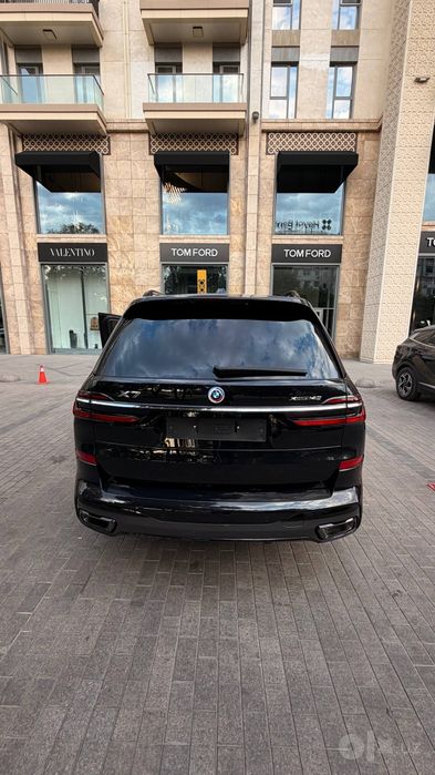 Bmw x7 xDrive40i full