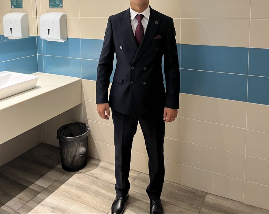 костюм мужской…..