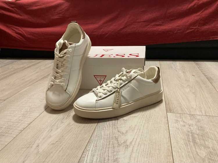 Guess обувки, номер 44, нови, оригинални - leather blend sneaker