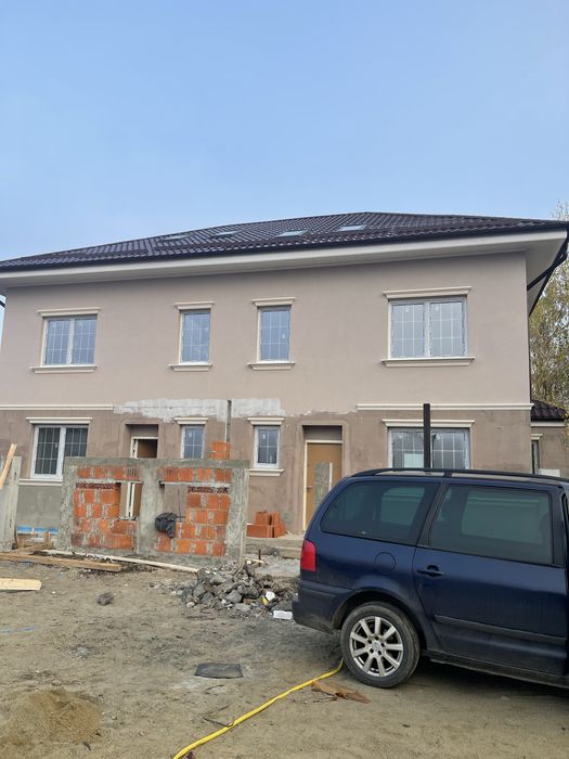 Servicii de constructii | Renovari | Finisaje interiore si exteriore