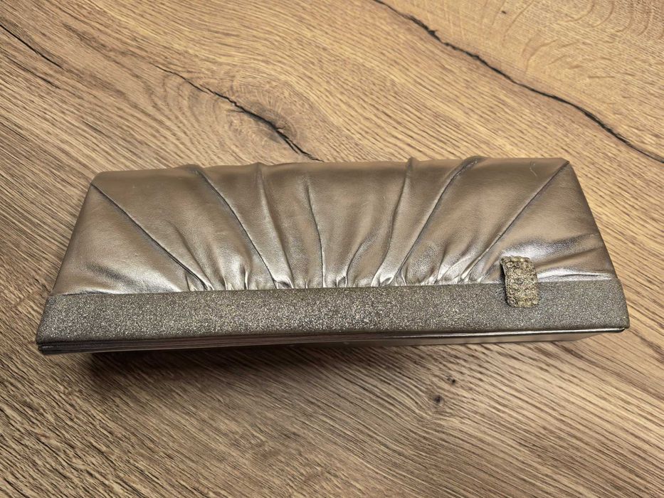 Дамски чанти за ръка и рамо