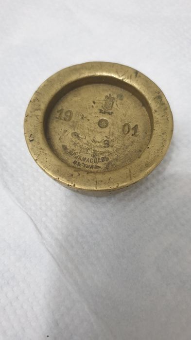 продам антикварные гири  1901 года