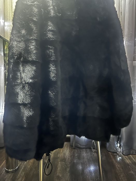 Продам норковую шубу