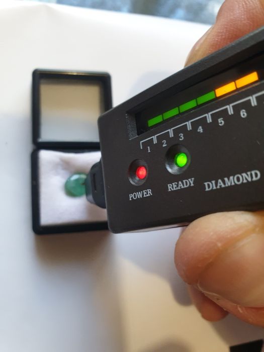 Естествени скъпоценни камъни