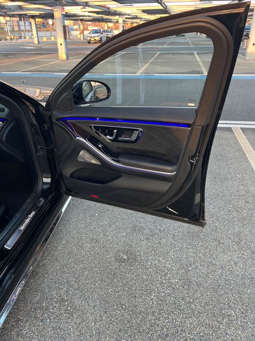 Long,Pachet AMG,Head-up,Garantie,Volan incalzit,punte viratoare,Burmester,Pano,Venti,Masaj,Tableta,Pachetul Chauffeur, Rear Tv,Alcantara,Chaise-Longue