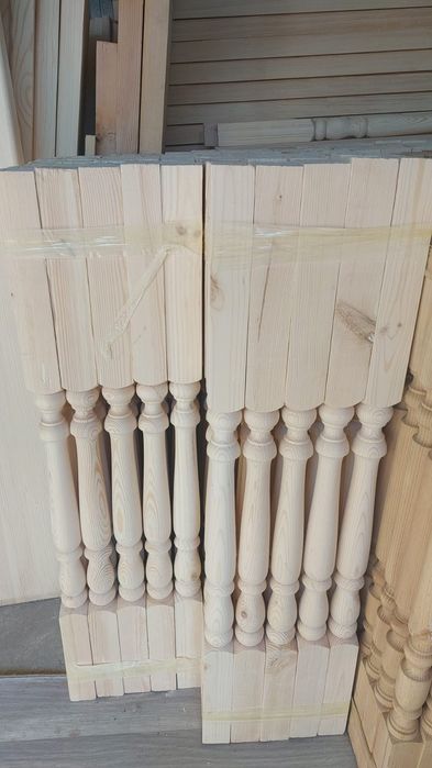 Лестница  ступеньки перила