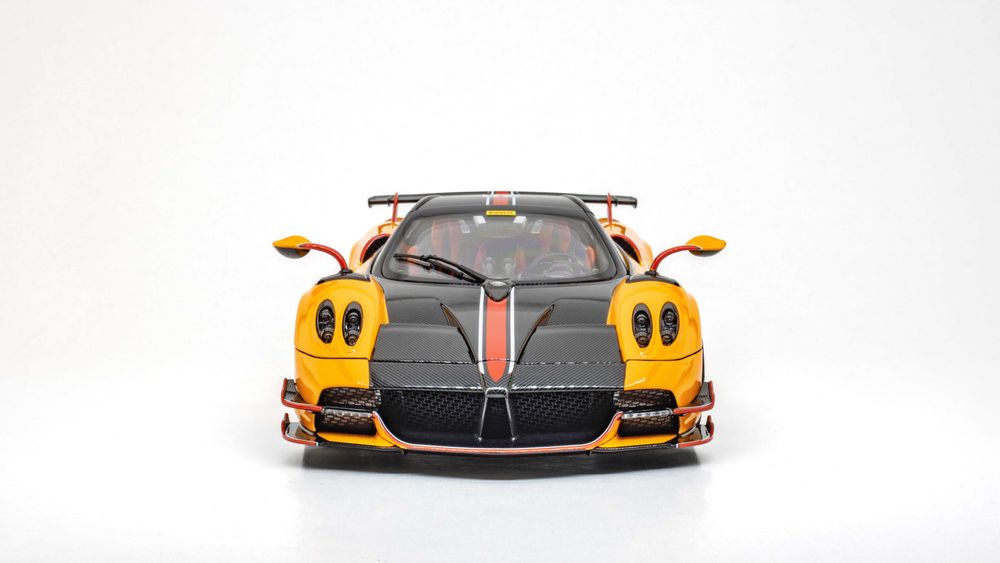 Macheta Pagani Huayra BC by LCD (Autoart, Almost Real, Motorhelix)