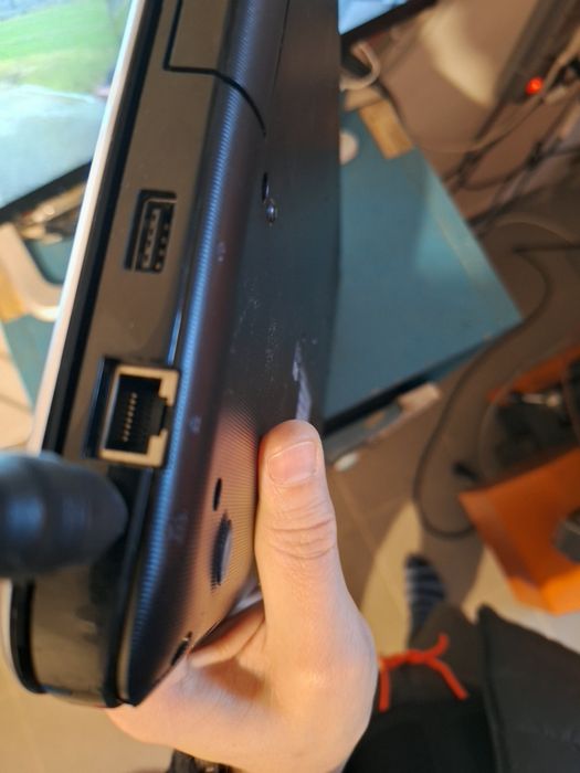 Laptop Toshiba i5, 8GB RAM, SSD 120GB + Tastatură Cadou