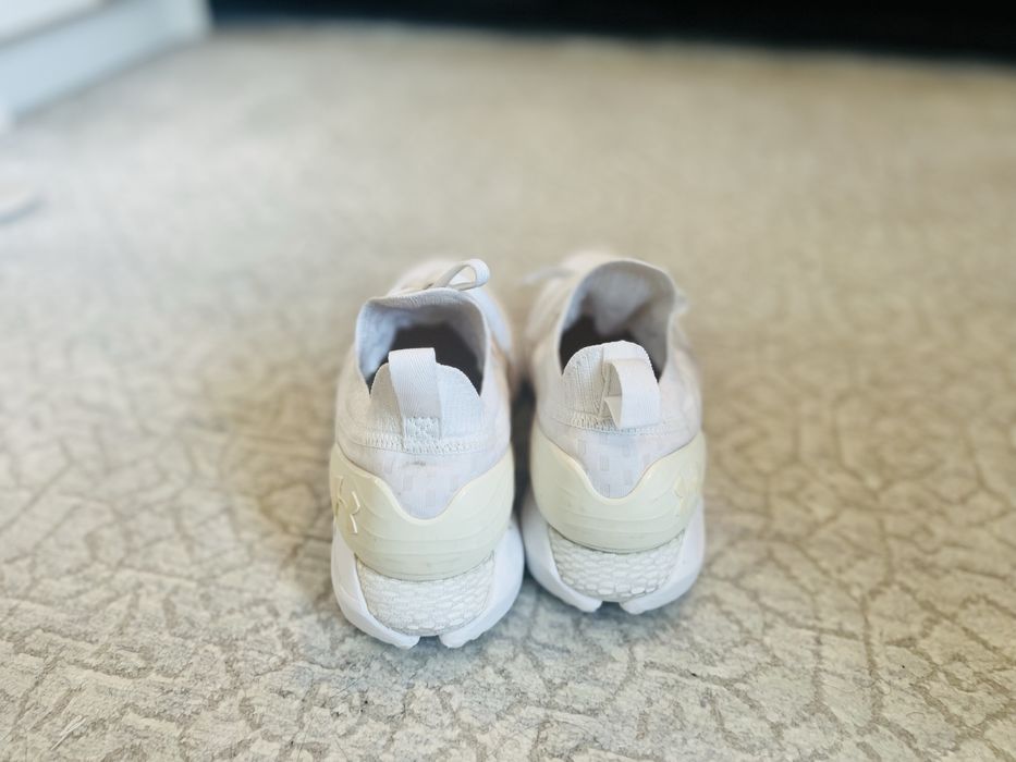 Trainers Under Armour