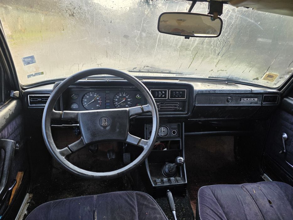 ЛАДА ВАЗ 2107 на части