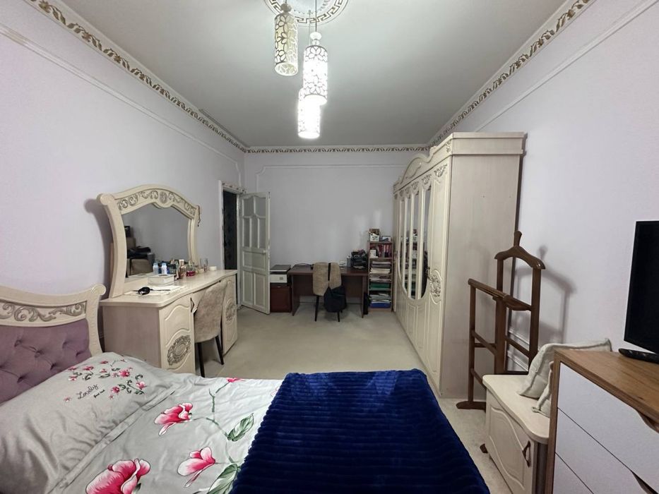 Феруза Продается квартира 3/1/4 балкон 1.5х3