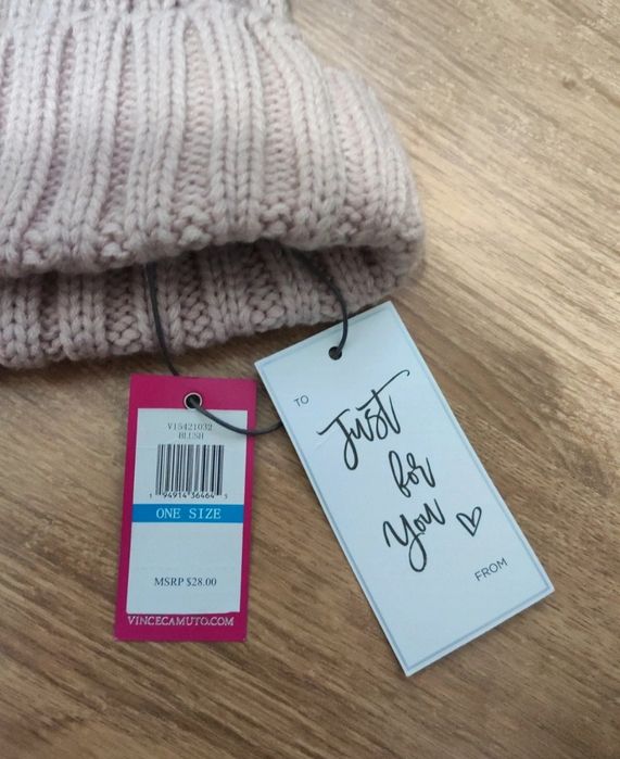 Căciulă damă cu pompon