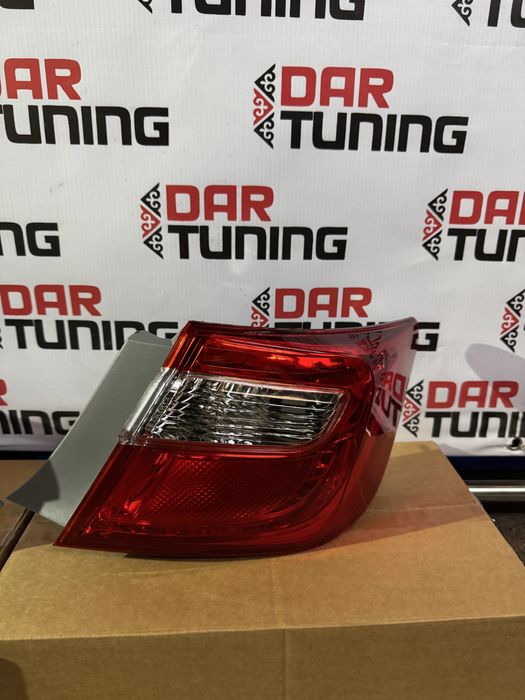 Задний фонарь Camry 50