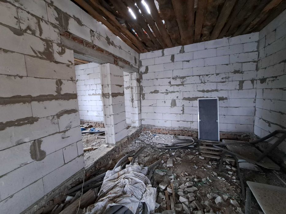 Продам 4х комнатный дом в Центре