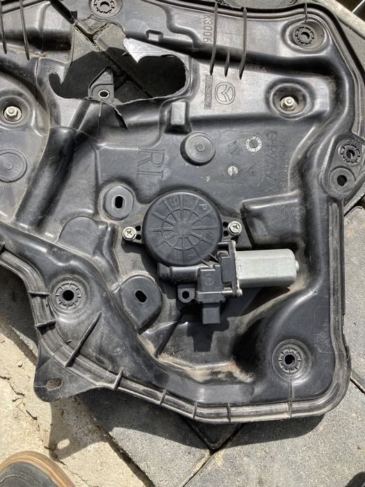 Motoraș+macara stânga fata Mazda 6 2014