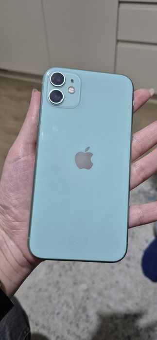 Продаём 2 шт айфона 11