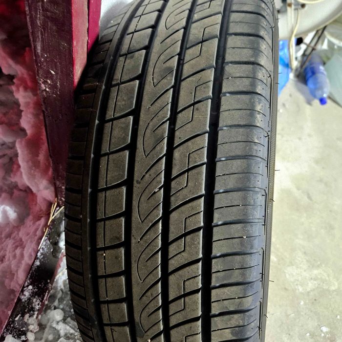 Продам летнию резину