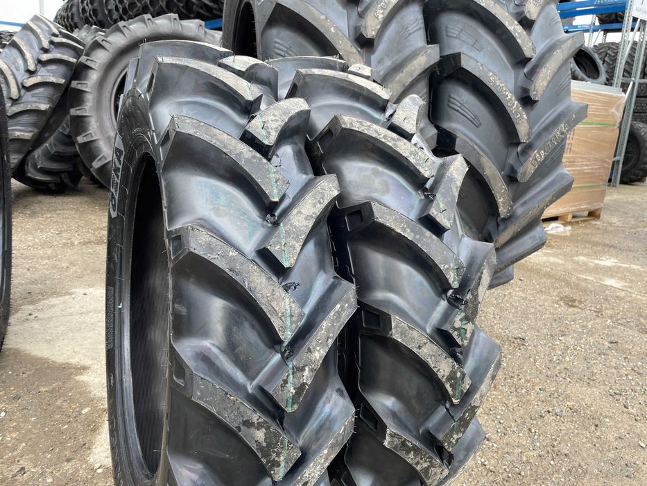 Anvelope noi 9.5-24 cu 8 pliuri marca OZKA pentru tractor fata