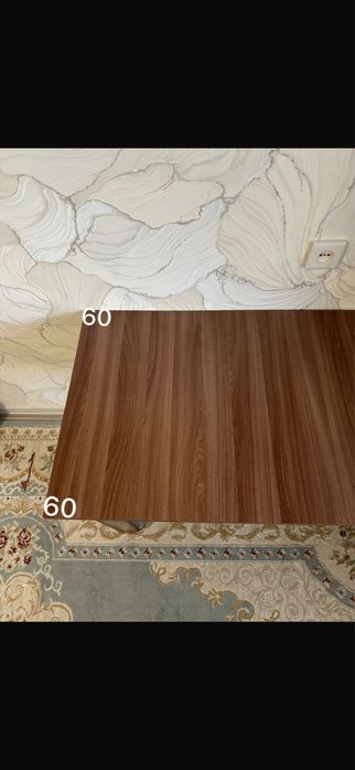 Продаёться Кухонный Стол