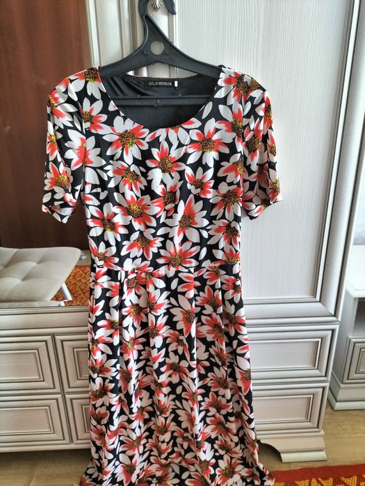 Продам    платья