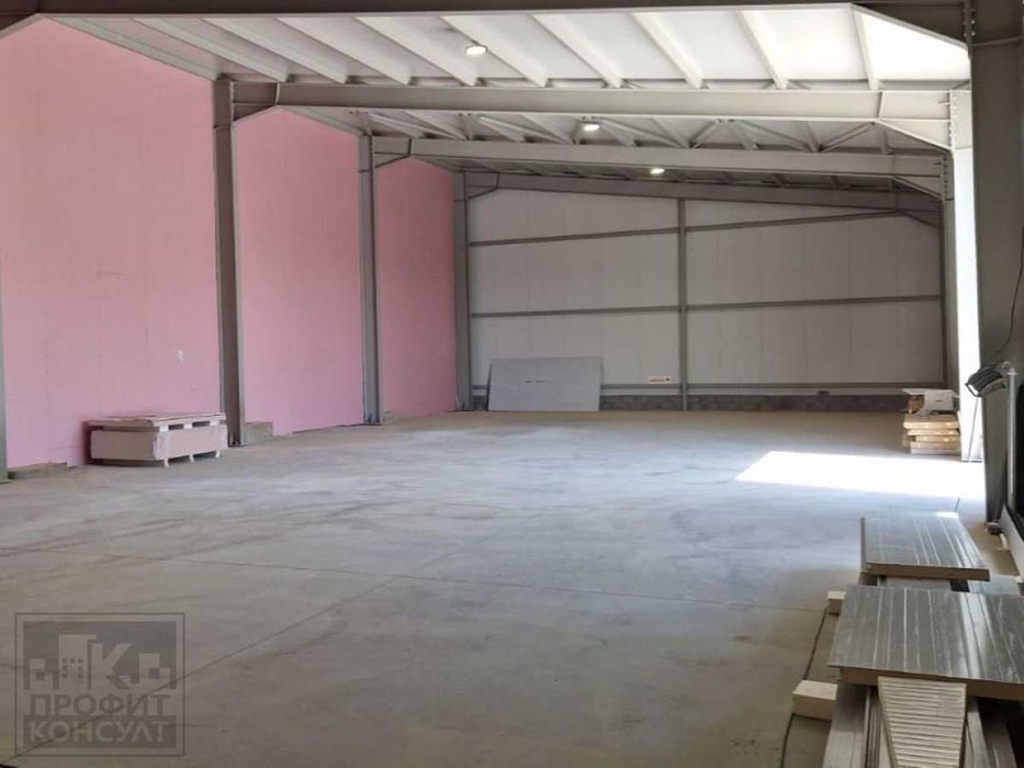 Склад под наем на главен път София - Варна