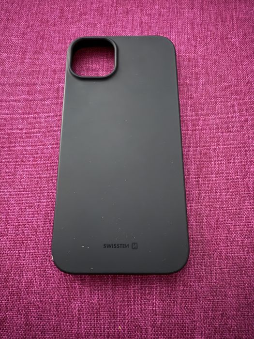 Donez Huse IPHONE 15 Plus