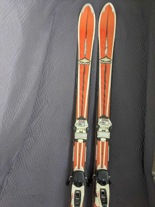 Schiuri tura Dynastar Legend 8000-172cm