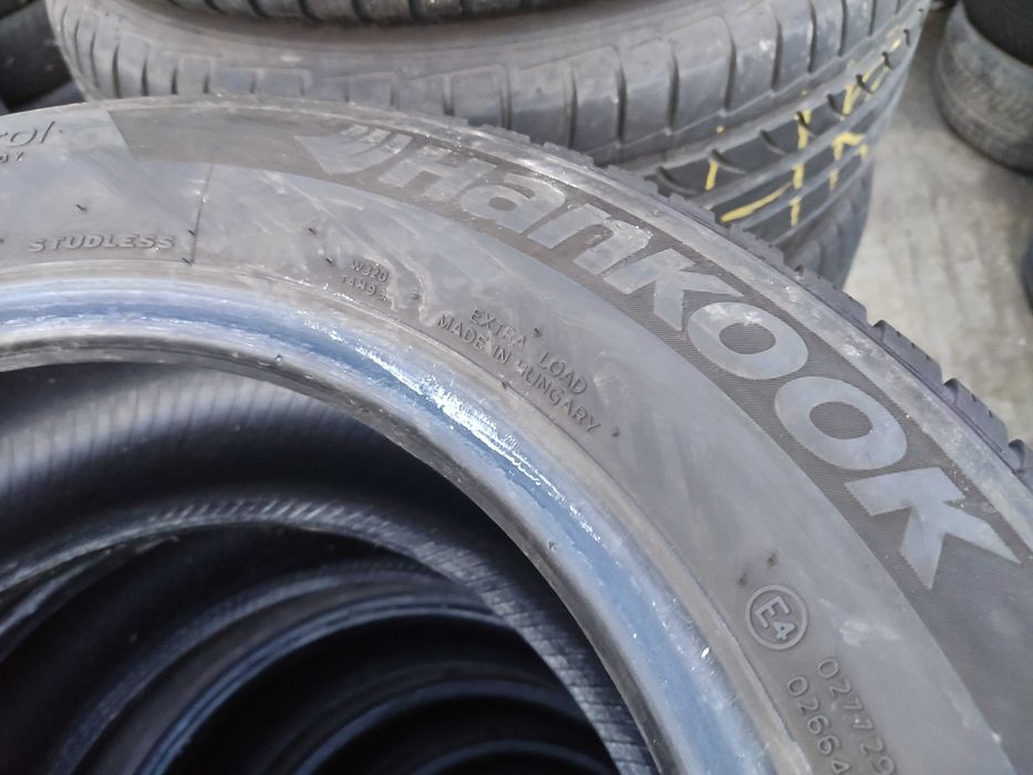 2бр Зимни гуми 205 60 16 - Hankook