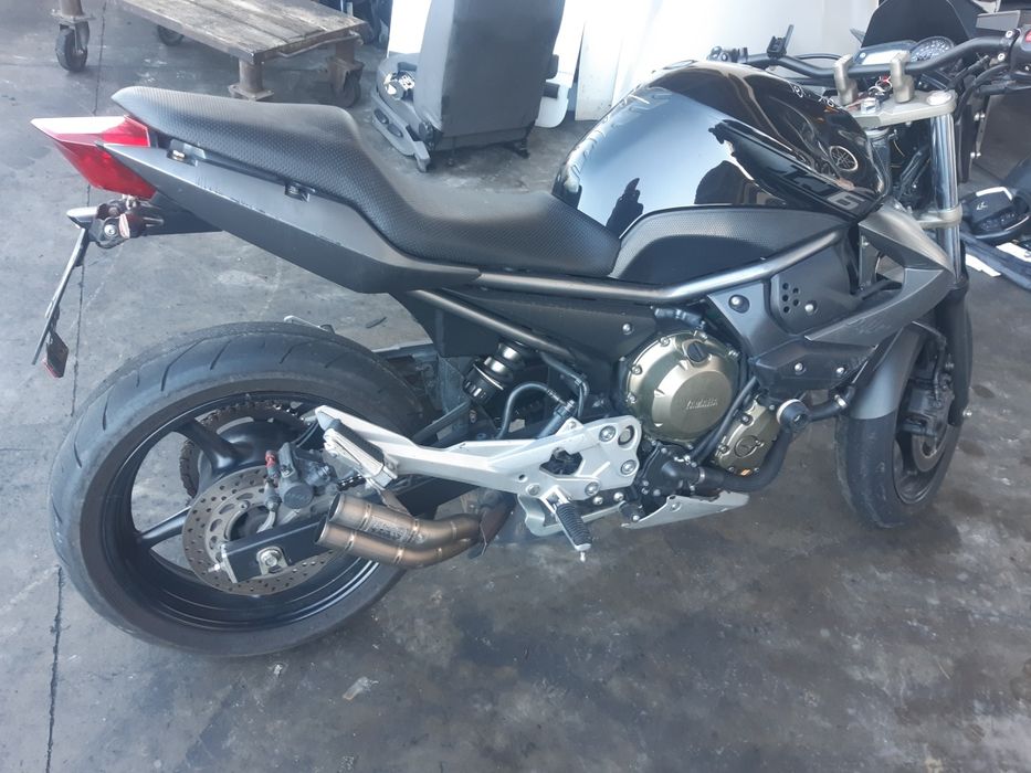 Мотоциклет Ямаха (Yamaha  XJ 6)-на части