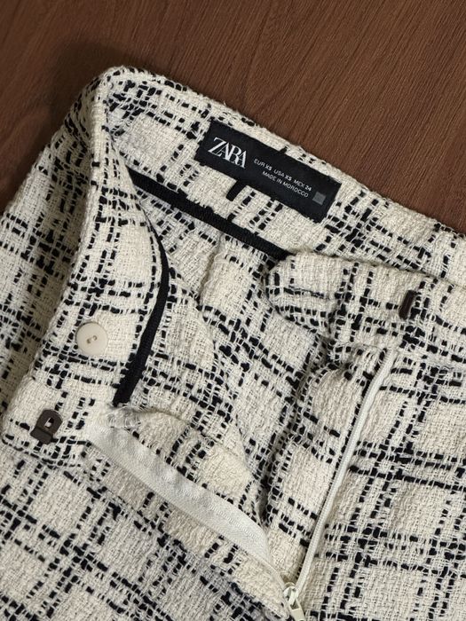 Бял панталон букле Zara