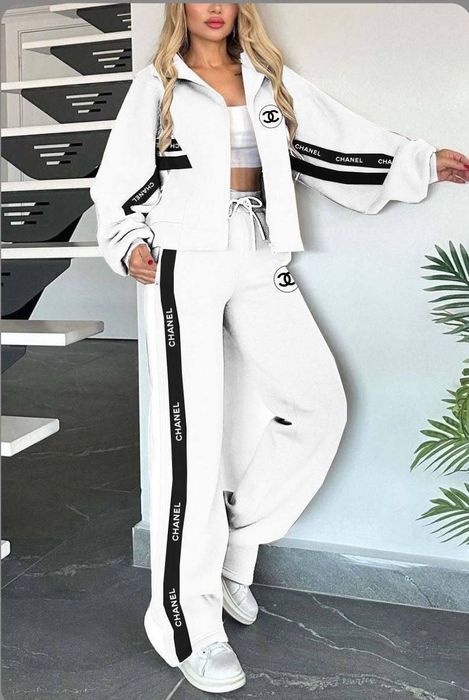 Дамски комплекти