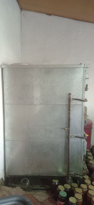 Buxanka va pishiriqlar uchun pech