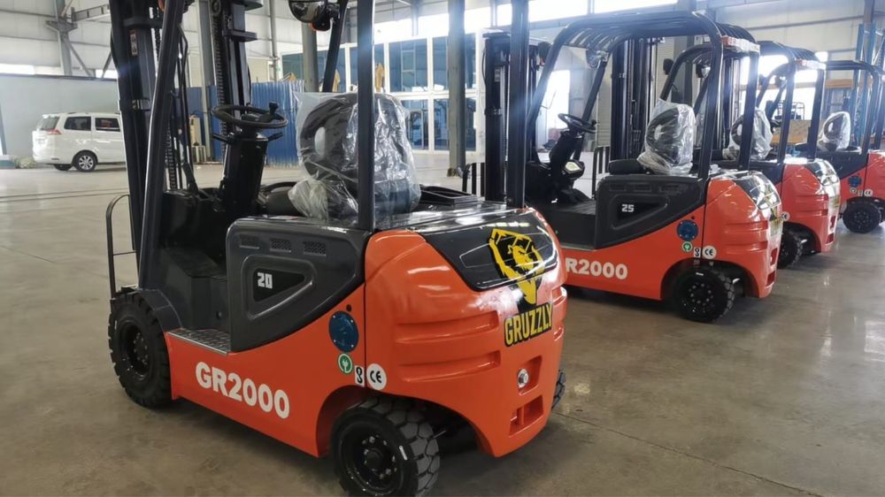 Вилочный погрузчик электрический