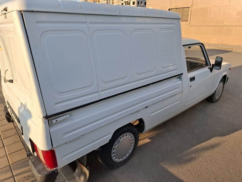 Продам ИЖ 2117 год 2011