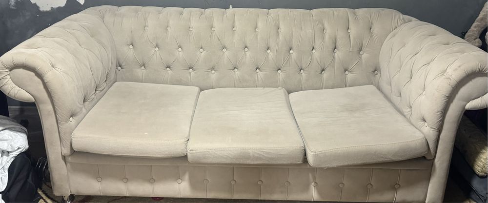 Продам диван б/у.