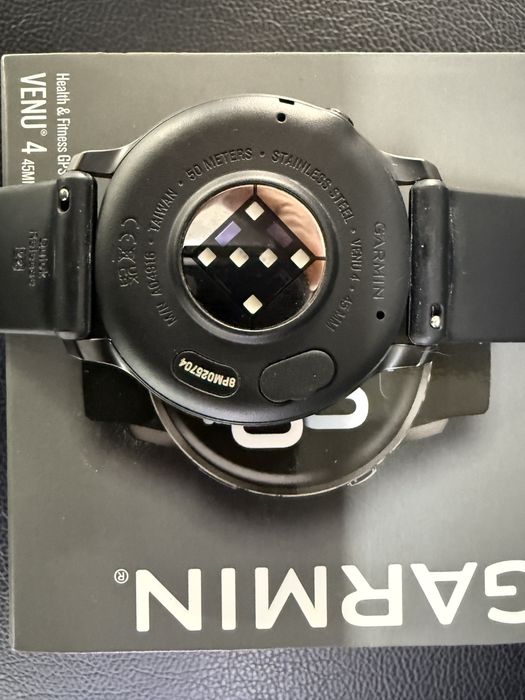 Продается часы Garmin veno 4