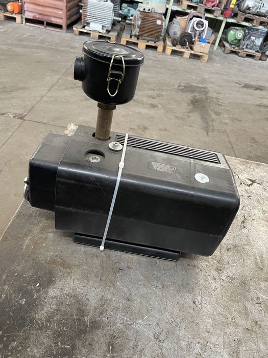 Вакуум помпа Busch