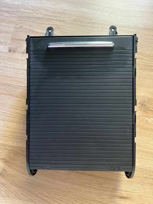 Къпходър/Чашки за VW Passat B7/B6