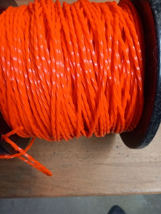 Vând fir motocoasa de 3mm