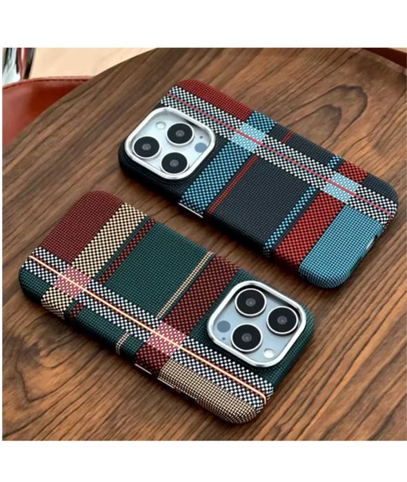 Iphone 14/15/16/PRO MAX PLUS - Husa PC Folie Magsafe Ultra Thin 0,1mm