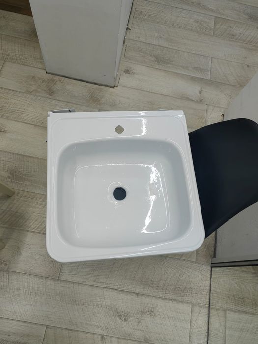 Продам металлическую раковину, новую