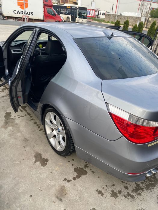 Vând schimb și cu duba