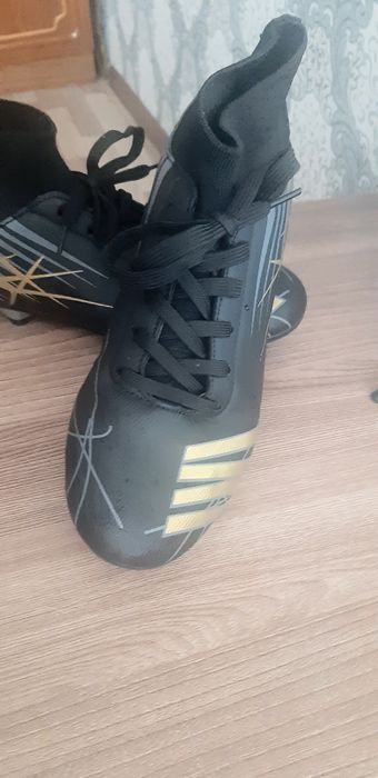 Продам бутсы НОВЫЕ