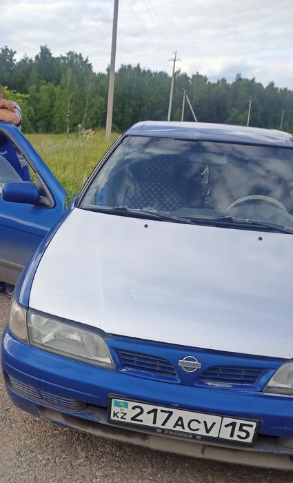 Продам машину ниссан