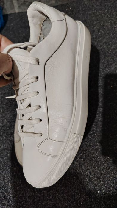 Massimo dutti. Бренд крассовки оригинал