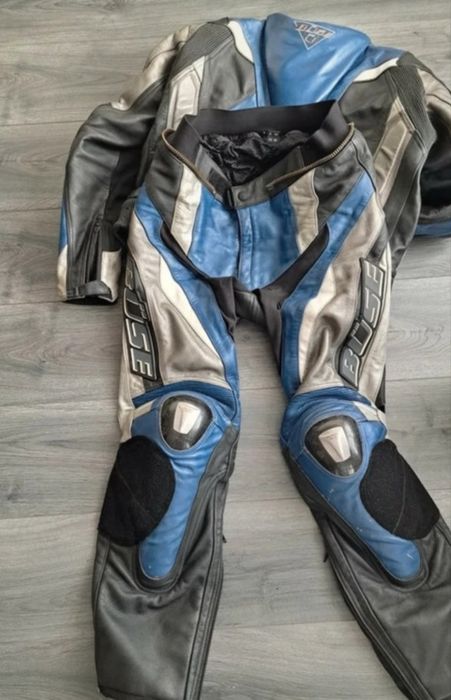 Costum moto din piele Büse Speed Squad – 2 piese – mărimea D50 / UK40