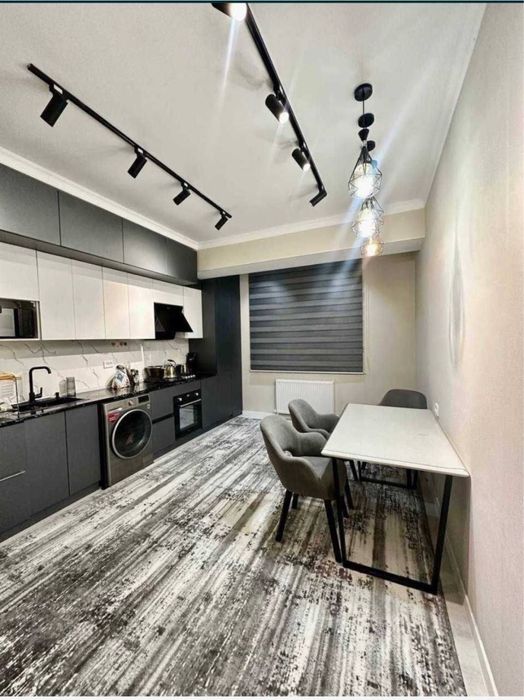 Элитная 3-комнатная квартира с дизайнерским ремонтом в ЖК Азия Хаус